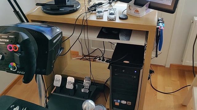 A tour of my setup - Is this the World's saddest Sim Racing Rig? смотреть онлайн