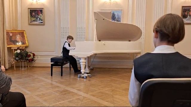 Г. Свиридов. Старинный танец. смотреть онлайн