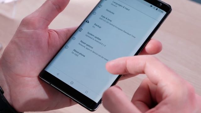 Nokia 8 Sirocco im Hands on (MWC 2018) смотреть онлайн