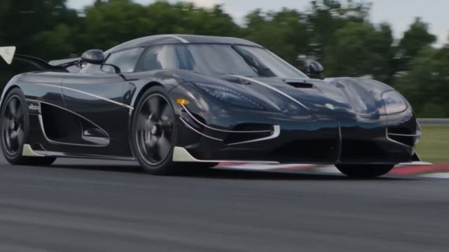 Koenigsegg CEO: “This Mini Motor DESTROYS ALL Cars” смотреть онлайн