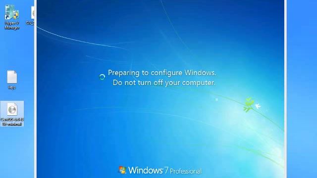 Update & Shutdown Windows 7 running in Hyper-V on Windows 8 pro in a Virtual Machine смотреть онлайн