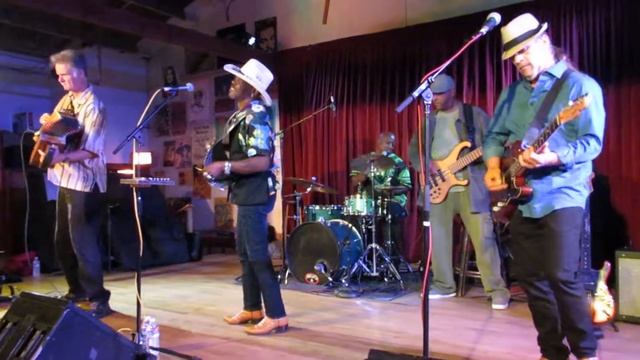 Motordude Zydeco - Let Me Pass Through Your Window смотреть онлайн