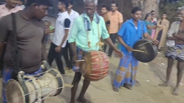 🕺🏻வாங்க ஆடலாம்💃🏽|💥22 நாள் திருவிழா🤯|#temple #festival #ammanfestival #pangunimonth #drums #dance смотреть онлайн