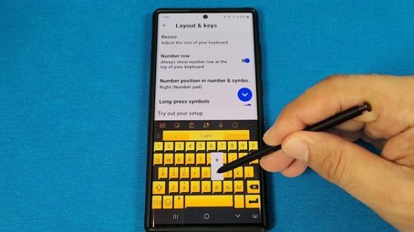 Microsoft Swiftkey keyboard layout and settings for Android phone