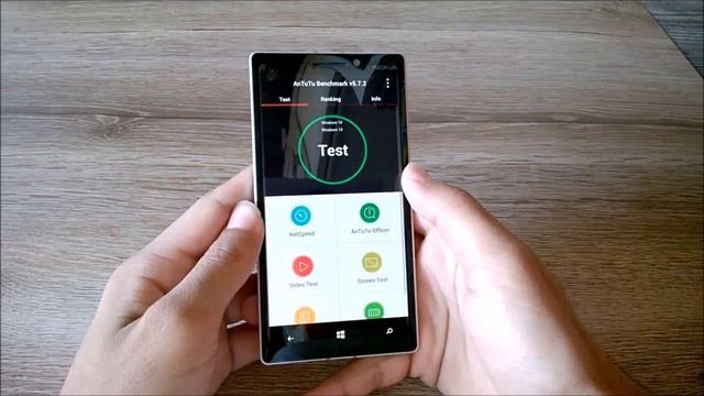 16 Aplicativos e Jogos Populares do Android rodando no Windows 10 Mobile смотреть онлайн