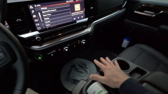 I Bought an SLE // Detailed Interior Walkthrough on My 2024 GMC Sierra 2500 HD Gas Truck смотреть онлайн
