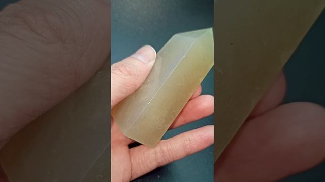 Лунный камень, кристалл 70 мм смотреть онлайн