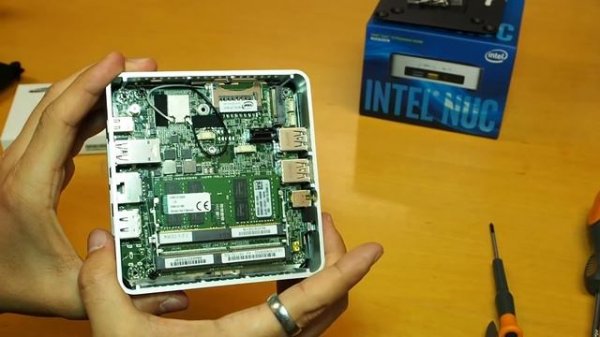 Assembling an Intel NUC - i3 NUC6I3SYK & Windows 10 Pro Install