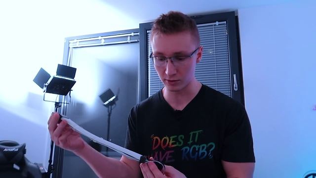 HAS RGB GONE TOO FAR? - Lian-Li Strimer Plus смотреть онлайн