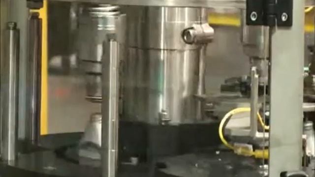 Роторная укупорочная машина CAPLINE ROT 4 головки (Пакинг Групп) смотреть онлайн