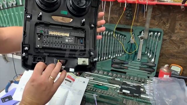 Установка магнитолы TEYES на RENAULT DUSTER 2015-2020 смотреть онлайн