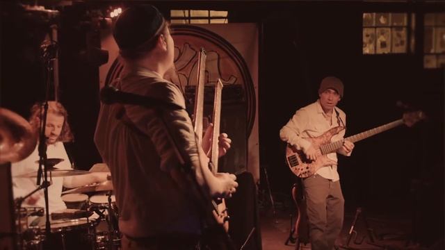 Consider The Source "Put Another Rock In That Bag" 4/3/15 Northampton, MA смотреть онлайн