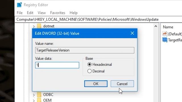 Stop Windows Feature Updates & How To Stay On Your Favourite OS Version смотреть онлайн