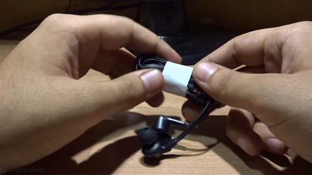Xiaomi/Mi Basic Headphones Unboxing & Review [2016] смотреть онлайн