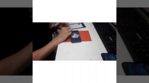Обклейка смартфона защитной цветной пленкой