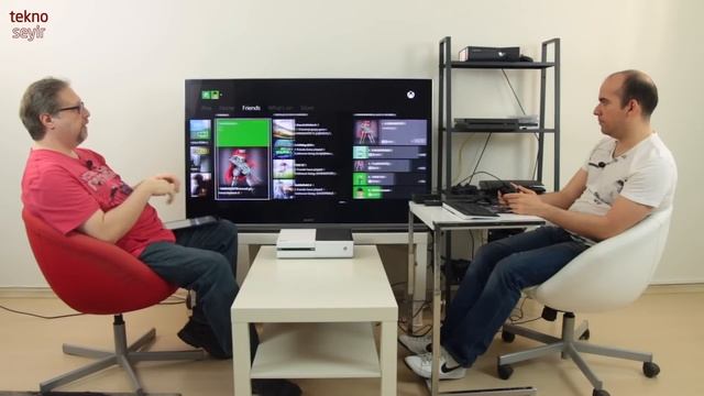 Windows 10 ile oyun ve Xbox One deneyimleri смотреть онлайн