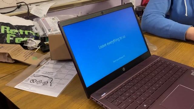 HP Pavilion 14 ce3602sa Laptop Unboxing смотреть онлайн