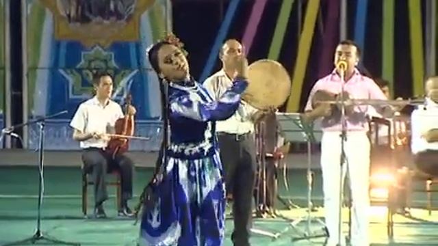 Kamoliddin Rahimov Va Zuhriddin Rajabov Namanganda Anfiteatrdagi Kansertni.