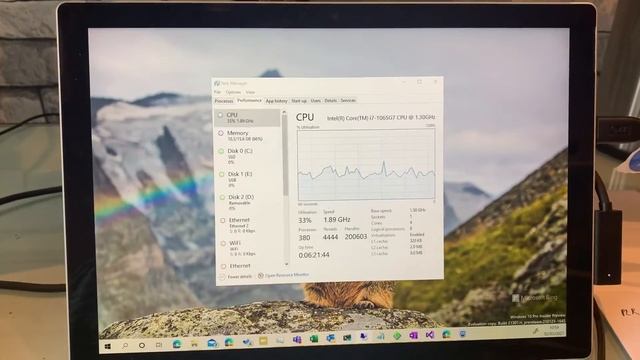 Surface Pro 7 Flickering Screen Issue смотреть онлайн