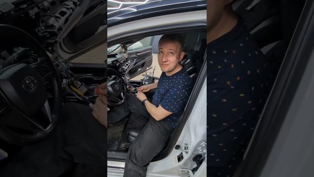 Мнение со стороны о #teyes #teyescc3 #toyota #camry #shorts смотреть онлайн