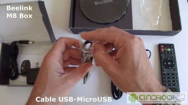 Unboxing TV Box Beelink M8 Amlogic S802 смотреть онлайн