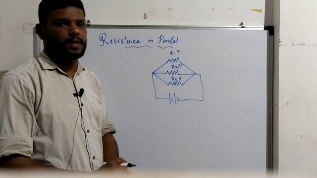 Effective Resistance in Series & Parellel connection||Physics смотреть онлайн