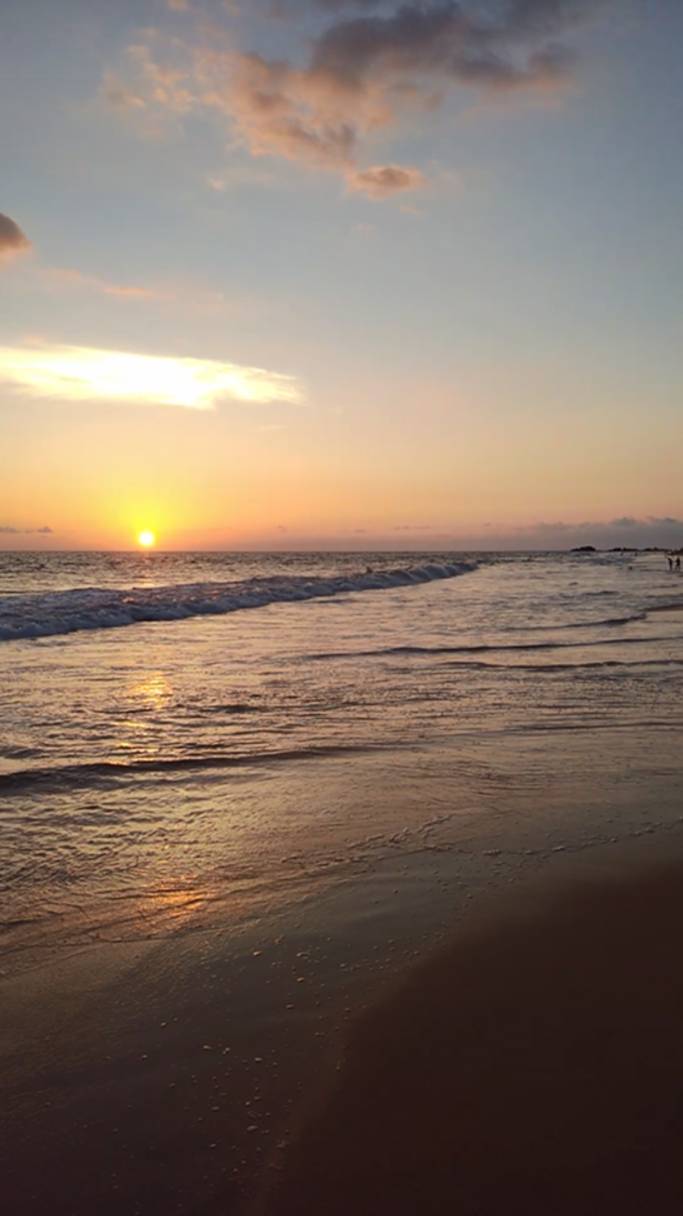 Закат на пляже Хиккадува Шри-ланка смотреть онлайн