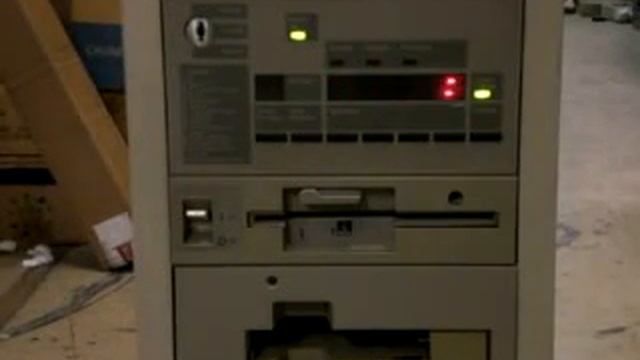 IBM 5363 System/36 Minicomputer Power On смотреть онлайн