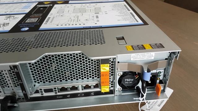 Lenovo System x3650M5 review смотреть онлайн