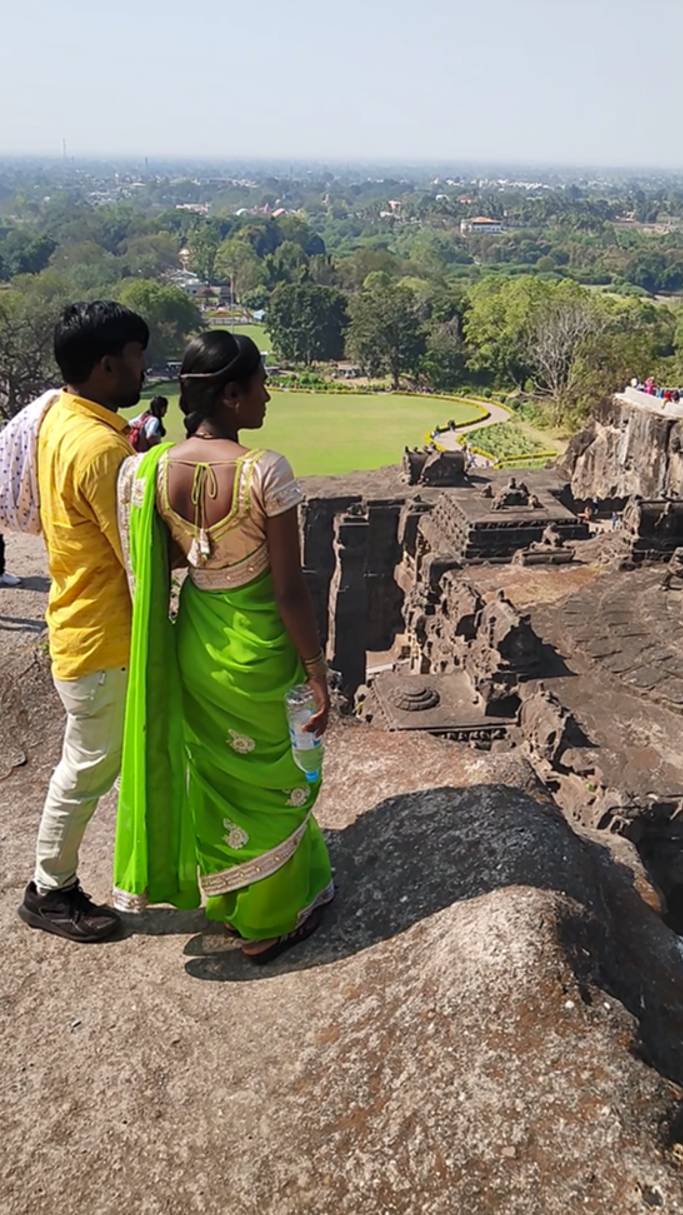 Храм Кайласа (или Кайлаша) в Индии смотреть онлайн