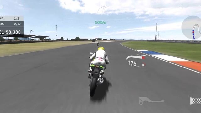 Real Moto 2 - MAX UPGRADE YAMAHA R6 | White [ iOS & ANDROID ] смотреть онлайн