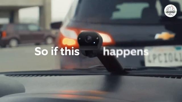 Ring Car Cam de Amazon graba dentro y alrededor del automóvil смотреть онлайн