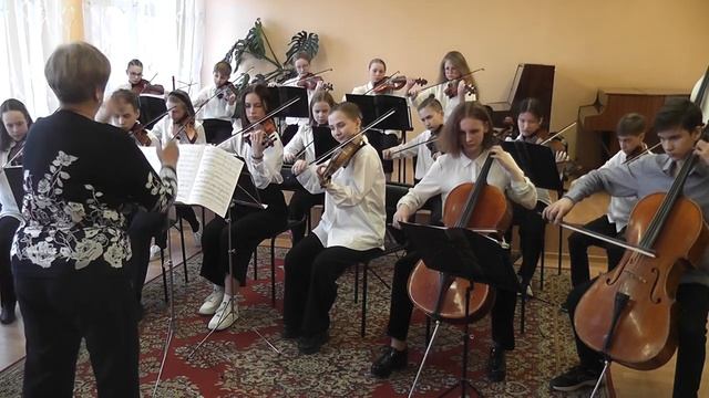 1. Б.Рэм, Э.Рэнд "Только ты" 2. И.Бриль "Вальс" 3. К.Бадельт "Пираты Карибского моря" музыка из к/ф смотреть онлайн