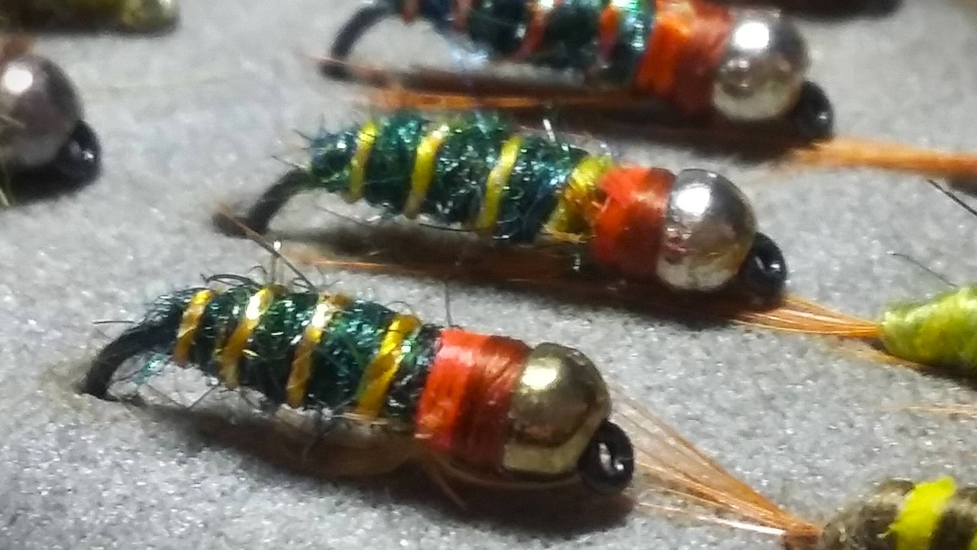 Мушка павлин для ловли хариуса и ленка смотреть онлайн