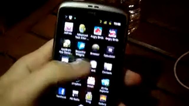 Htc Desire with Gingerbread Android 2.3 custom ROM oxygen смотреть онлайн