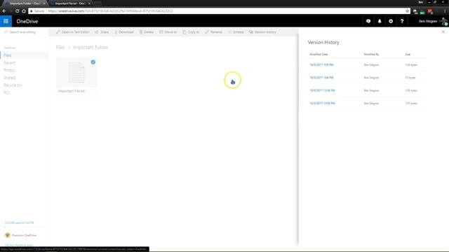 Now You Can Recover Lost Files With OneDrive's File History смотреть онлайн