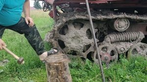 Как правильно застегнуть гусеницу ДТ-75