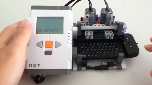 Interfacing the LEGO MINDSTORMS NXT with Android Phone смотреть онлайн