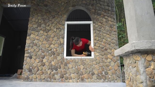 Installs Windows And Doors Made of Aluminum And Glass, Building New House 2024 - Daily Farm смотреть онлайн