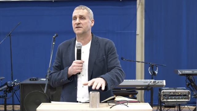 18.04.2021 - Воскресное Богослужение. "Основание прощения" - Дмитрий Зверев смотреть онлайн