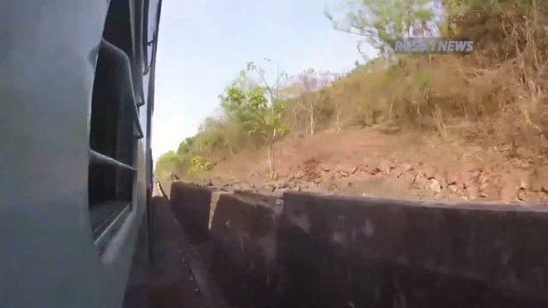 Только поезд Индия