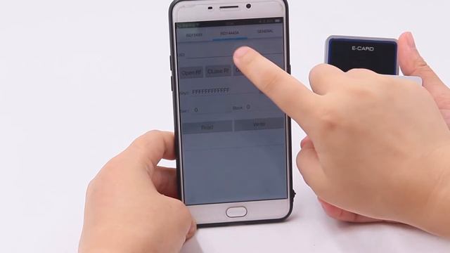 Portable Multi-protocol HF RFID Bluetooth Reader смотреть онлайн