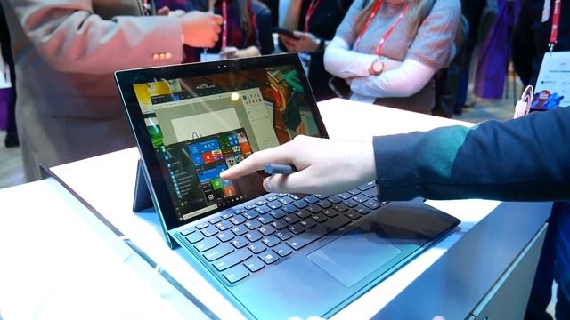 Windows 10 su SNAPDRAGON! Lenovo Miix 630 | Anteprima ITA | MWC 2018 смотреть онлайн