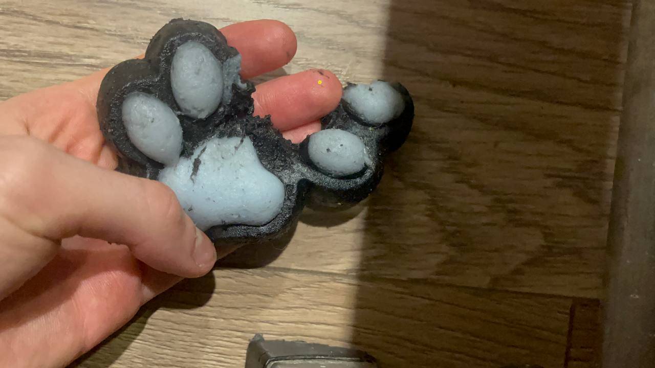 ПОРВАЛА ЛАПКУ АНТИСТРЕСС ТАБА! ЧТО ВНУТРИ У ЛАПКИ АНТИСТРЕСС ТАБА смотреть онлайн