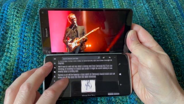 Surface Duo with Windows 10 Mobile смотреть онлайн
