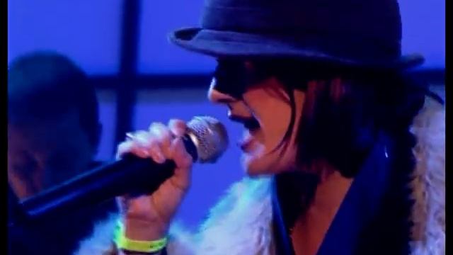 Kosheen - Catch (Live at Top Of The Pops DE 04.05.02) смотреть онлайн