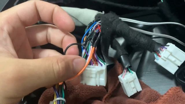 Đấu dây vô cho Veloz 2022 vào màn android смотреть онлайн