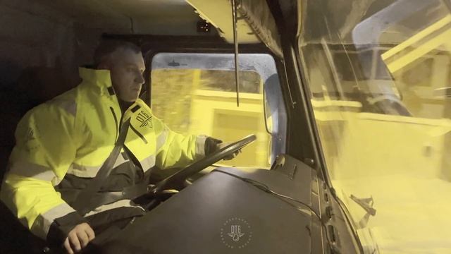 Работа водителя топливозаправщика. Зима . Москва #дизельноетопливо #солярка #diesel #truckdriver