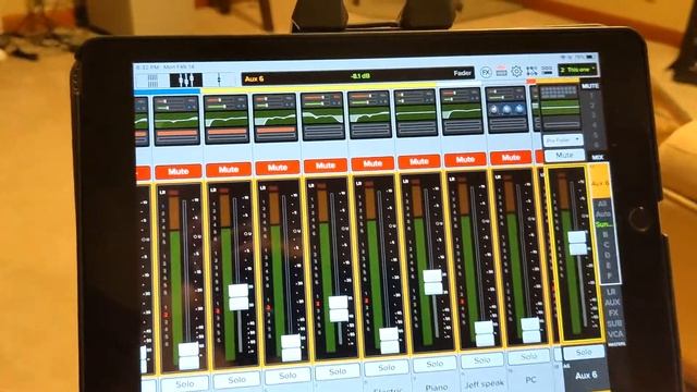 Mixing In Ear Monitor with Master Fader 5 смотреть онлайн