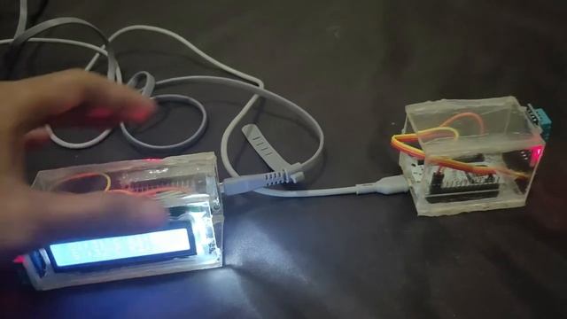 SISTEM MONITORING SUHU DAN KELEMBABAN RUANG SERVER BERBASIS ANDROID смотреть онлайн